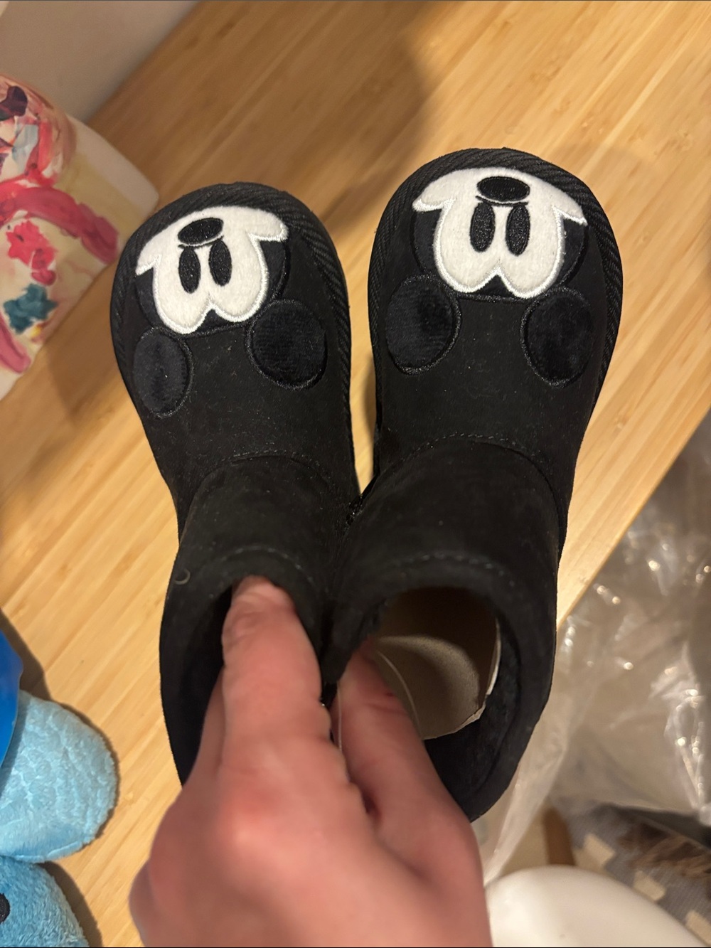 NWT! Gap Kids Black Mickey Winter Boots! Size 6! Adorable!